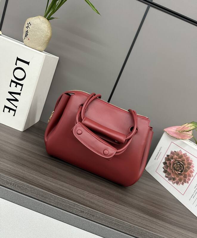 Loewe shoulder bag — AAA Quality Replica