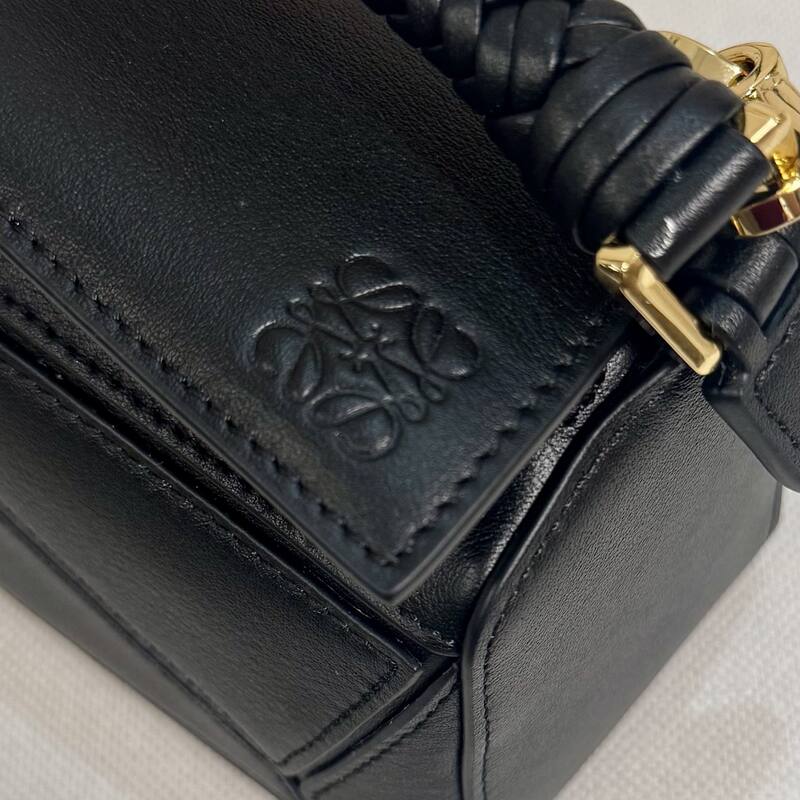 Loewe Black shoulder bag — Premium Replica