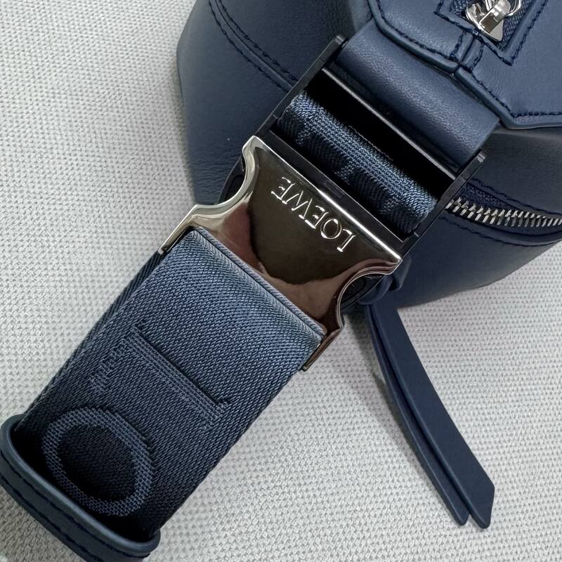Loewe Blue shoulder bag — AAA Quality Replica