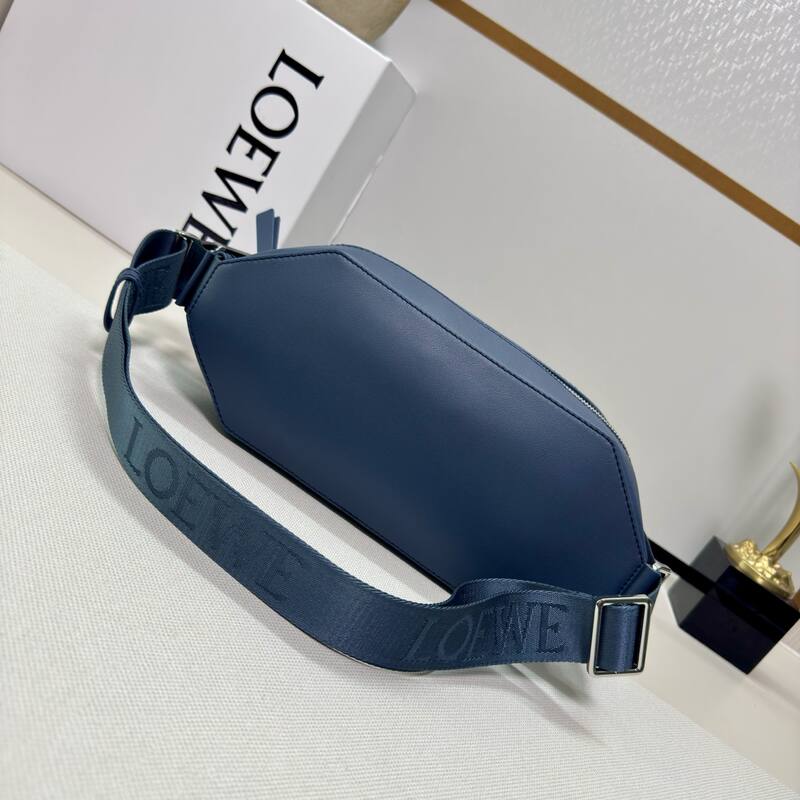 Loewe Blue shoulder bag — AAA Quality Replica
