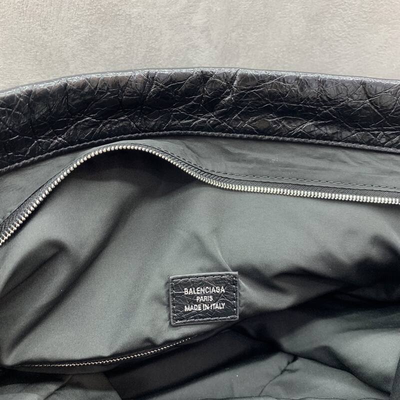 Balenciaga Black 40x30x16cm shoulder bag — AAA Quality Replica