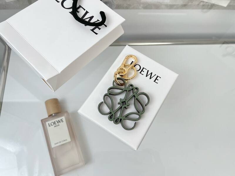 Loewe Green shoulder bag — Top Quality Replica