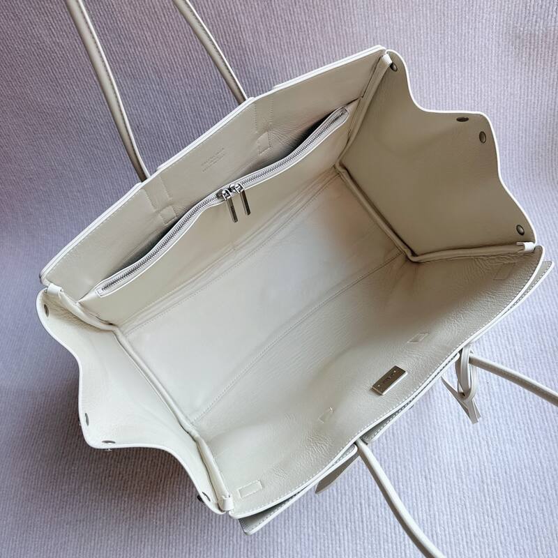 Balenciaga White shoulder bag — 1:1 Replica