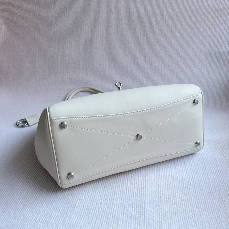 Balenciaga White shoulder bag — 1:1 Replica