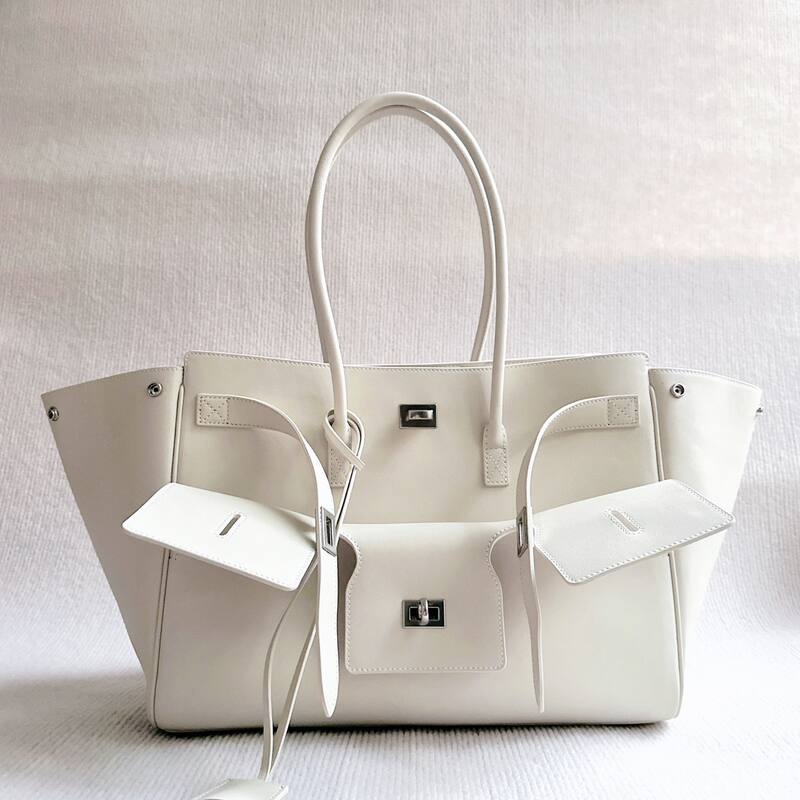 Balenciaga White 30x22x12cm shoulder bag — Premium Replica