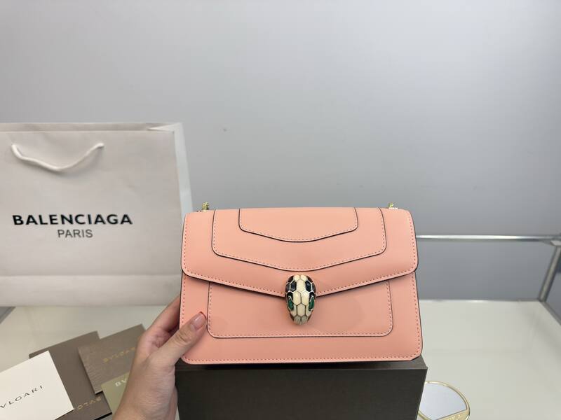 Bulgari shoulder bag — Premium Replica