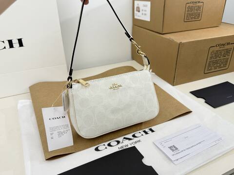 Coach Nolita 19 Monogram 19cm shoulder AAA Quality Replica