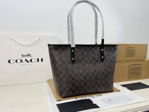 Coach Monogram shoulder bag Premium Replica