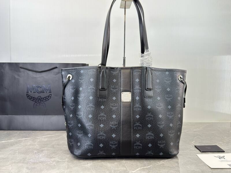 MCM Toni Visetos shoulder bag — 1:1 Replica