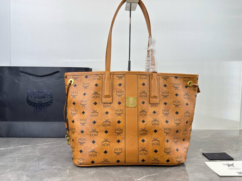 MCM Toni Visetos shoulder bag — 1:1 Replica