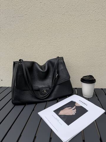 Chanel Black grained leather shoulder Top Quality Replica
