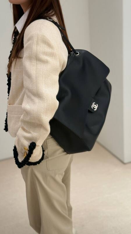 Chanel Black grained leather shoulder — AAA Quality Replica