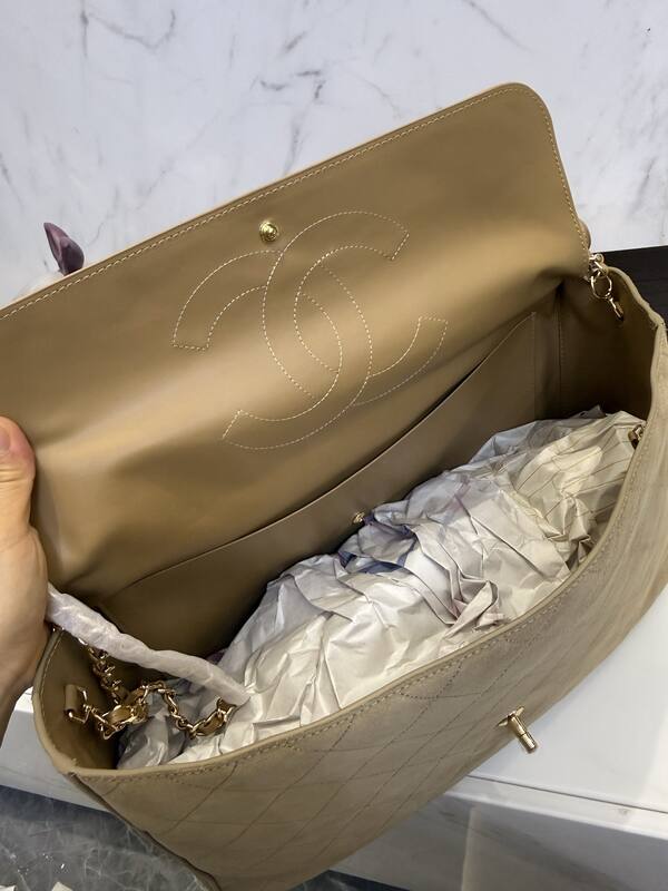 Chanel Flap Bag Beige suede shoulder — Premium Replica