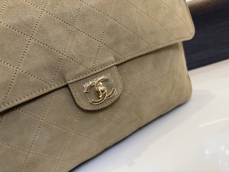 Chanel Flap Bag Beige suede shoulder — Premium Replica