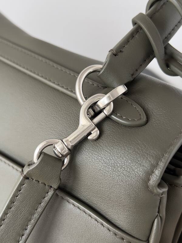 Balenciaga Green 30x22x12cm shoulder bag — 1:1 Replica