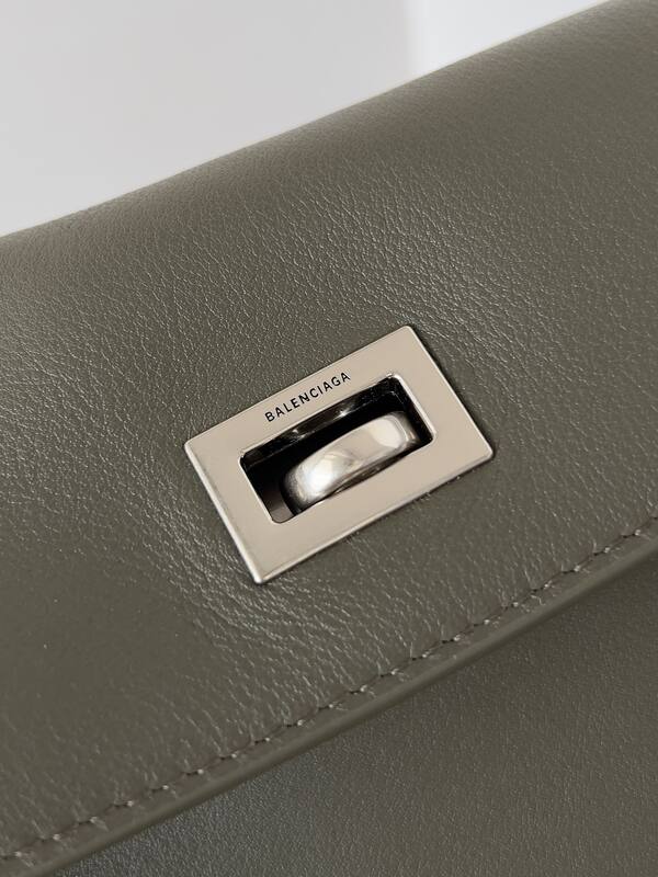 Balenciaga Green 30x22x12cm shoulder bag — 1:1 Replica