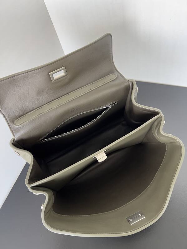 Balenciaga Green 25x18x10cm shoulder bag — Top Quality Replica