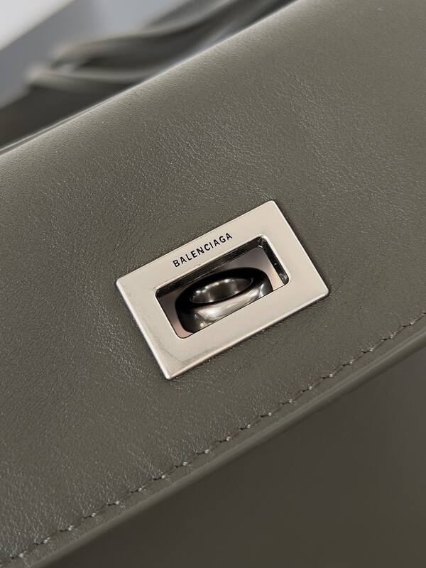Balenciaga Green 25x18x10cm shoulder bag — Top Quality Replica