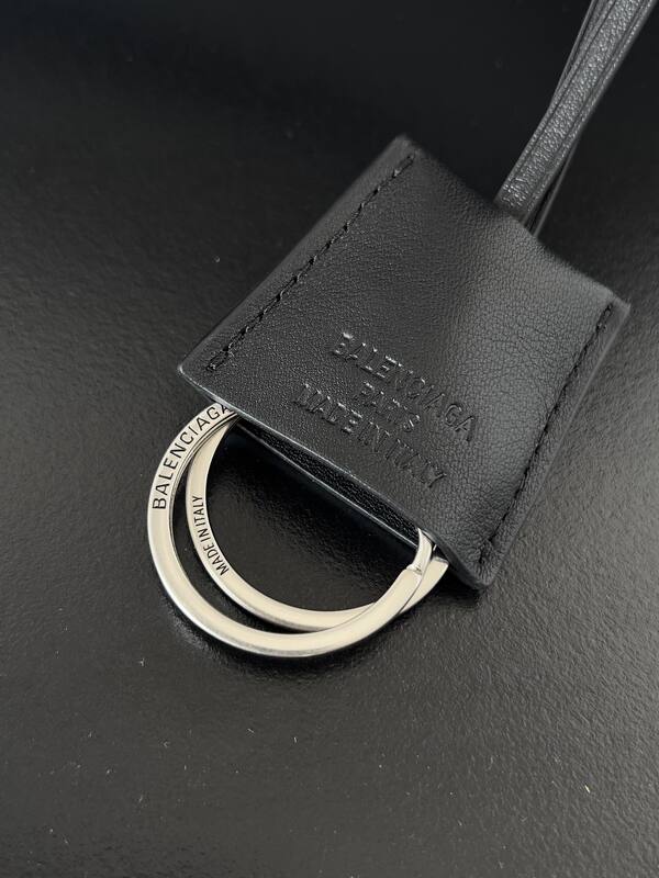 Balenciaga Black 40x30x16cm shoulder bag — Premium Replica