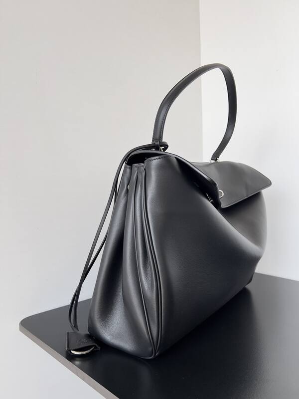 Balenciaga Black 40x30x16cm shoulder bag — Premium Replica