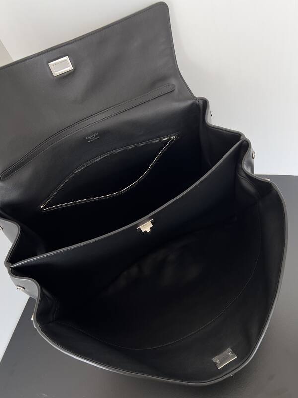 Balenciaga Black 40x30x16cm shoulder bag — Premium Replica