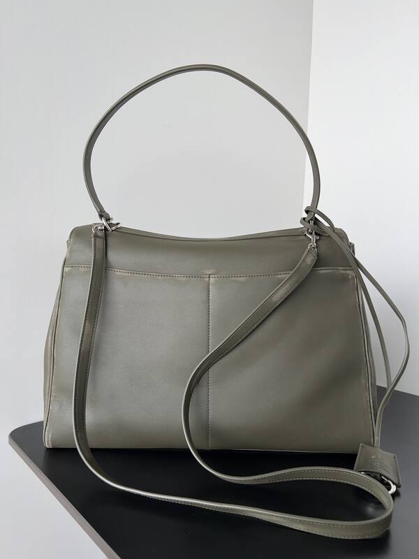 Balenciaga Green 30x22x12cm shoulder bag — Premium Replica