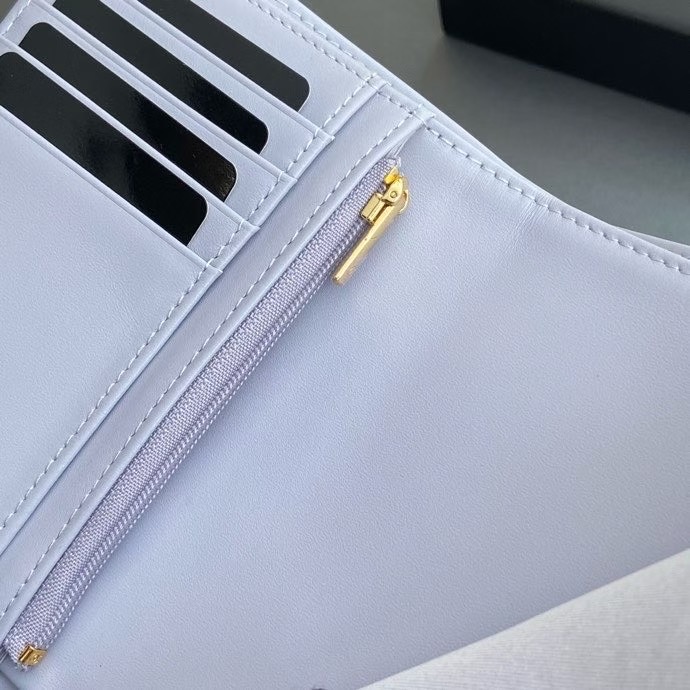 Chanel Light purple wallet — 1:1 Replica