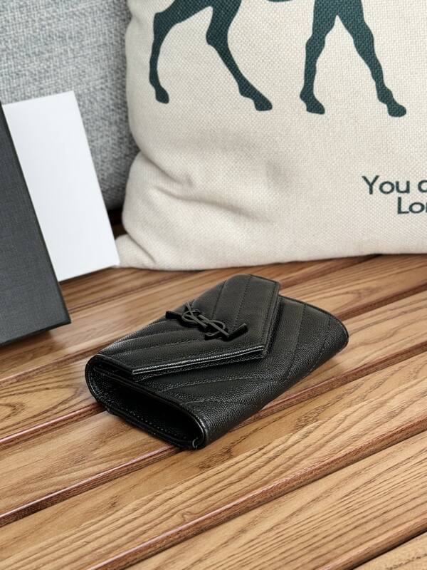 Saint Laurent Monogramme Envelope Wallet Black everyday — Top Quality Replica