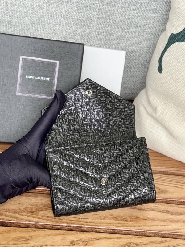 Saint Laurent Monogramme Envelope Wallet Black everyday — Top Quality Replica