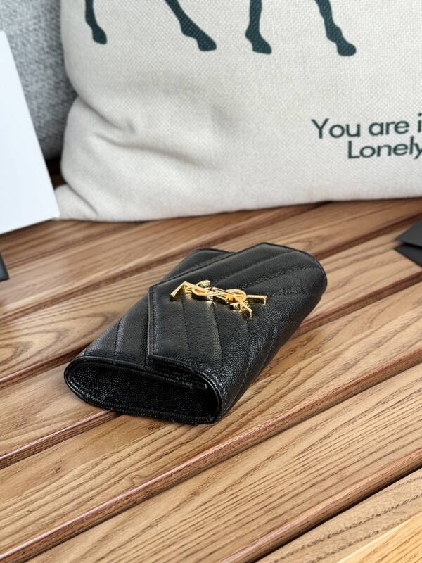 Saint Laurent Monogram Black everyday — AAA Quality Replica