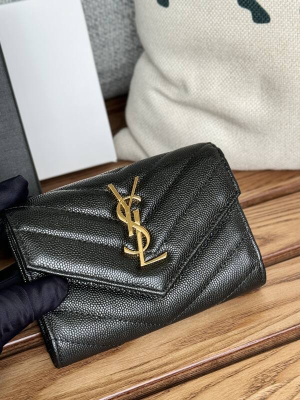 Saint Laurent Monogram Black everyday — AAA Quality Replica