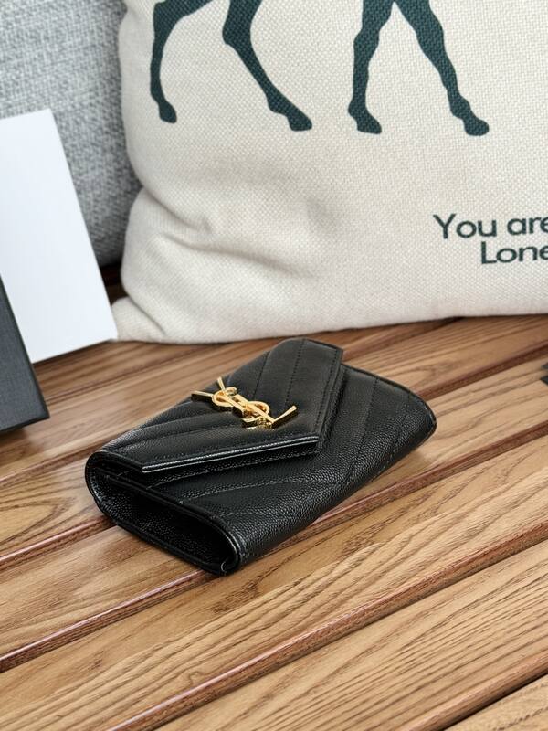 Saint Laurent Monogram Black everyday — AAA Quality Replica