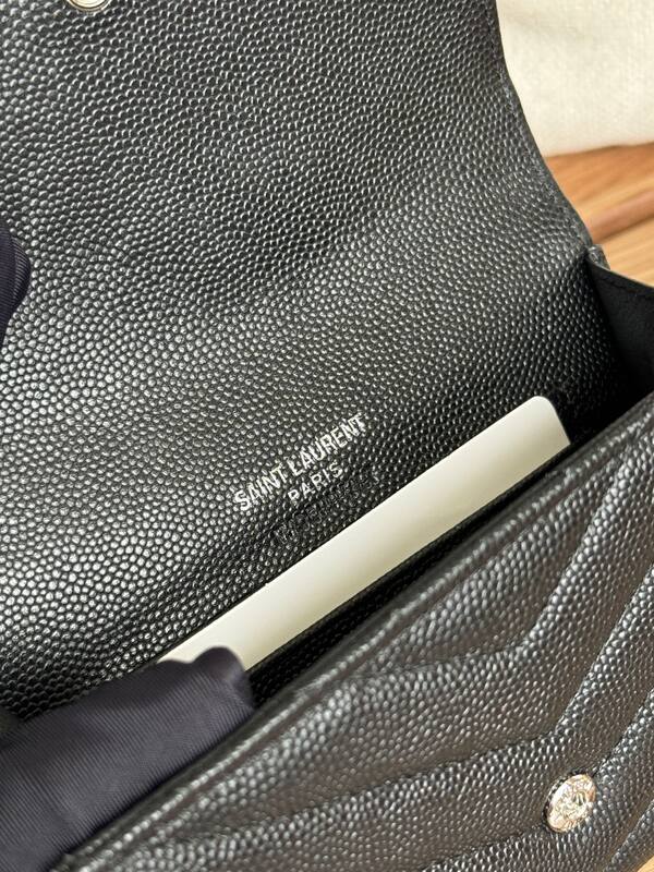 Saint Laurent Loulou Black everyday — Premium Replica