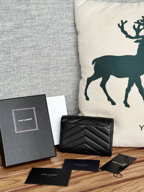 Saint Laurent Loulou Black everyday — Premium Replica