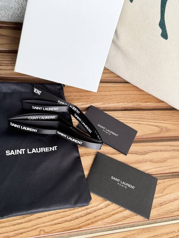 Saint Laurent Black everyday — AAA Quality Replica