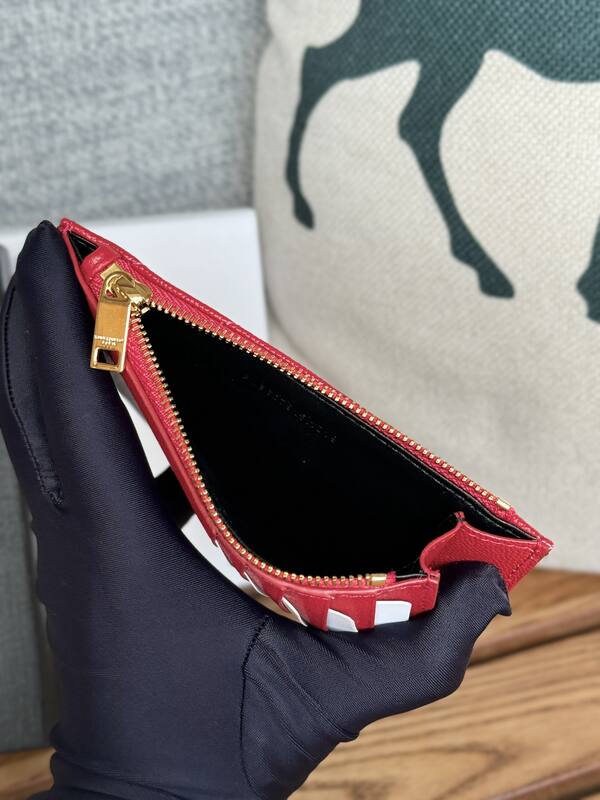 Saint Laurent Red everyday — Premium Replica