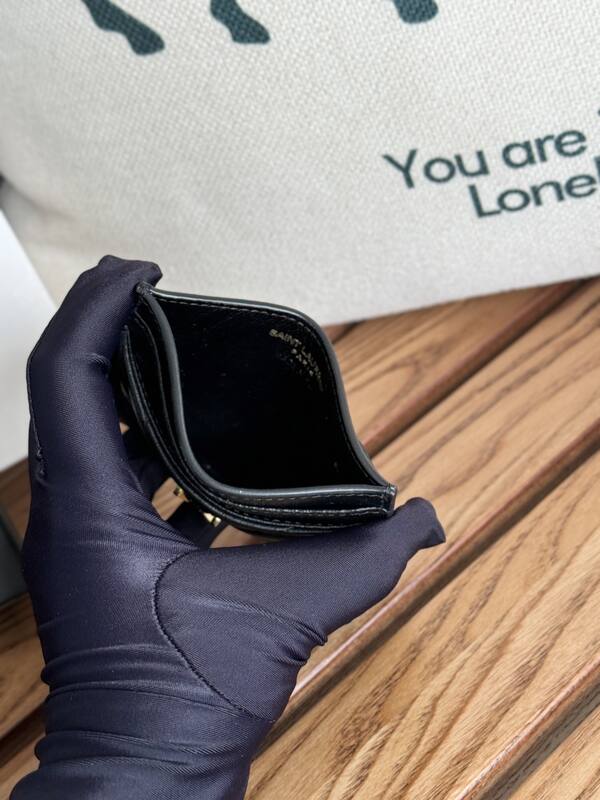 Saint Laurent Monogram card holder Black lambskin — Premium Replica