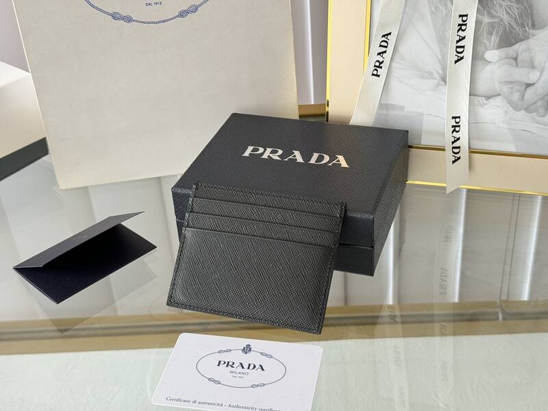Prada Black shoulder bag — Top Quality Replica