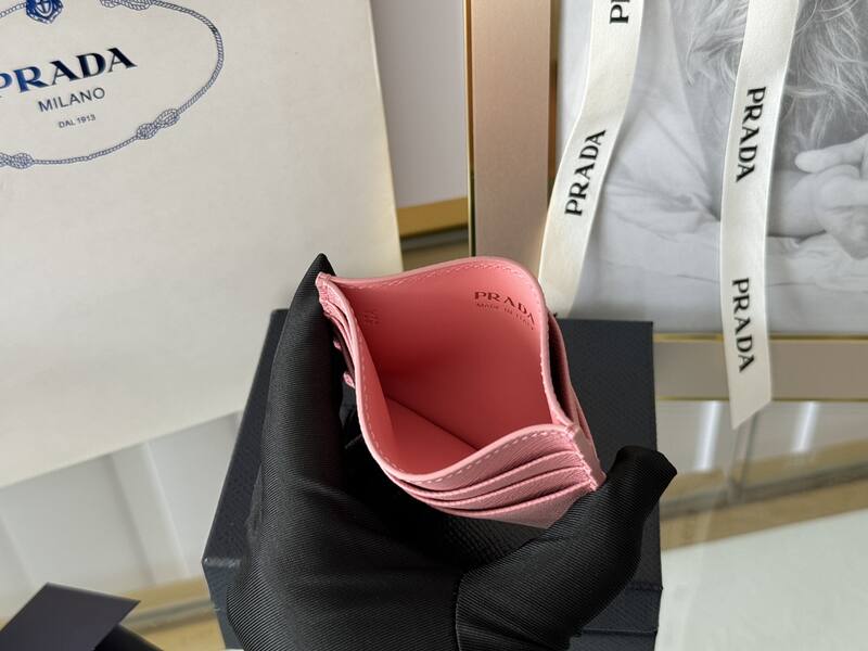 Prada Pink shoulder bag — AAA Quality Replica