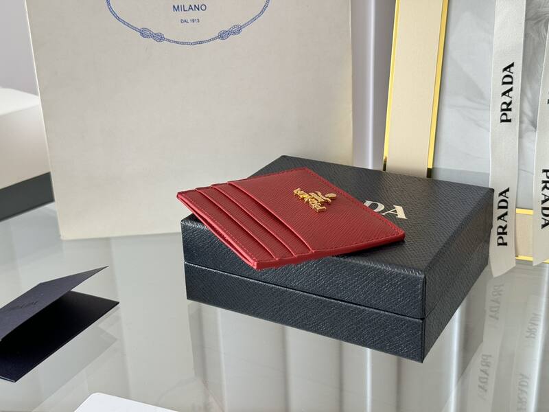 Prada Red shoulder bag — AAA Quality Replica