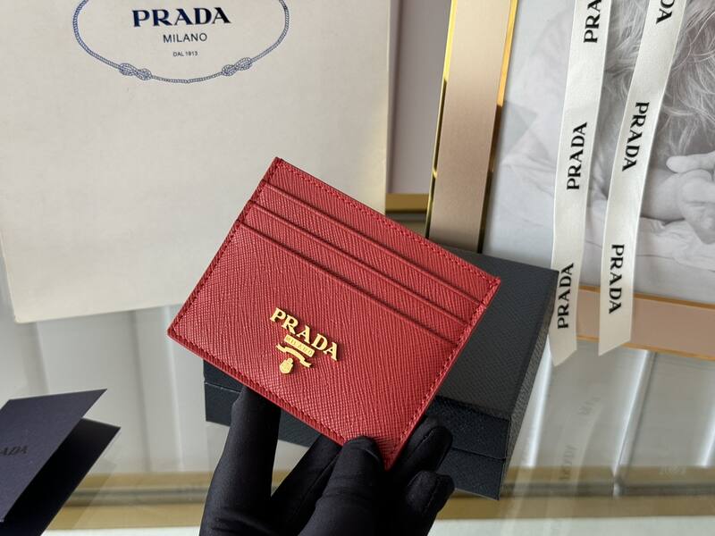Prada Red shoulder bag — AAA Quality Replica