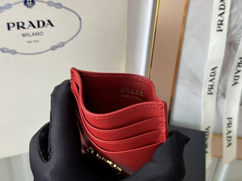 Prada Red shoulder bag — AAA Quality Replica