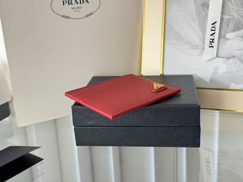Prada Red shoulder bag — Premium Replica