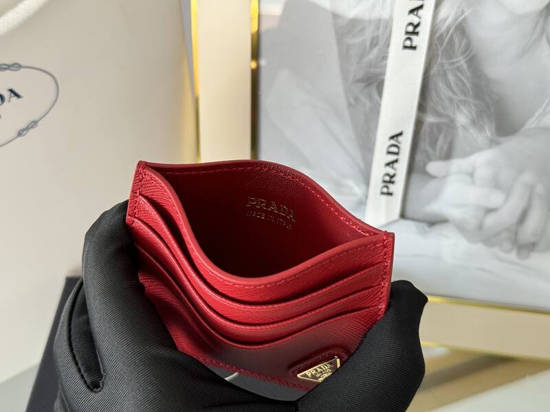 Prada Red shoulder bag — Premium Replica