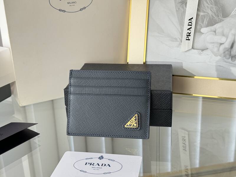 Prada shoulder bag — 1:1 Replica