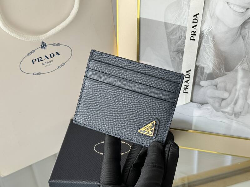 Prada shoulder bag — 1:1 Replica