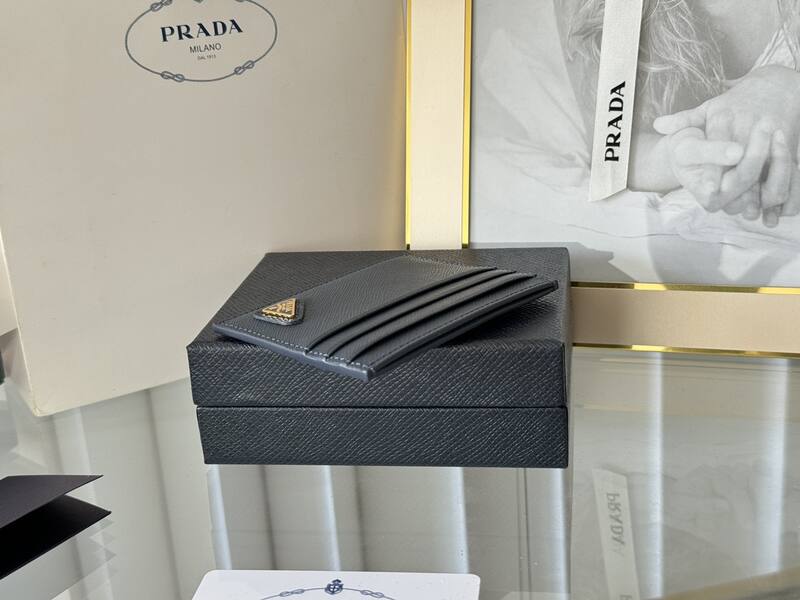 Prada shoulder bag — 1:1 Replica