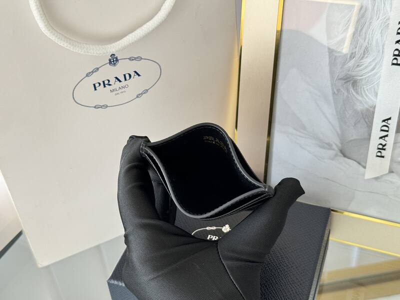 Prada Black shoulder bag — 1:1 Replica