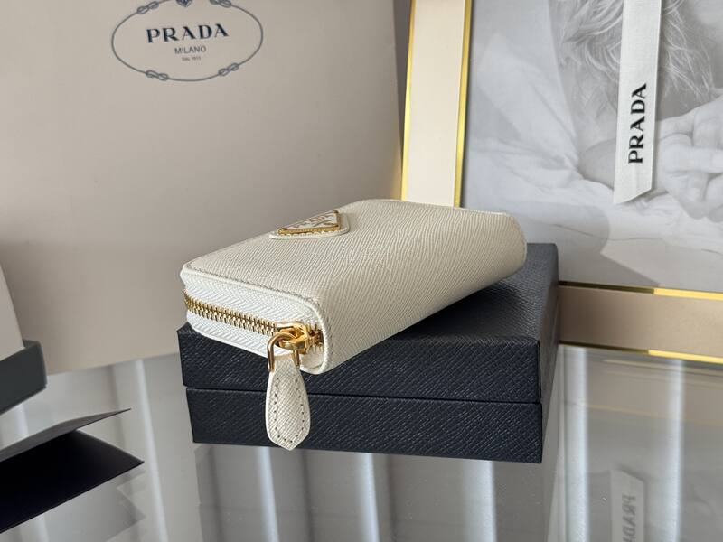 Prada White 25x18x10cm shoulder bag — Top Quality Replica