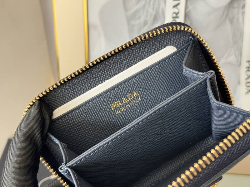 Prada Black 25x18x10cm shoulder bag — 1:1 Replica